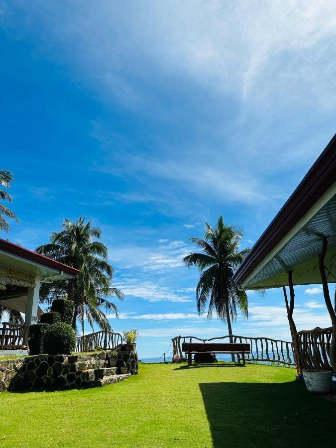 Tongatok Cliff Resort Mambajao Buitenkant foto