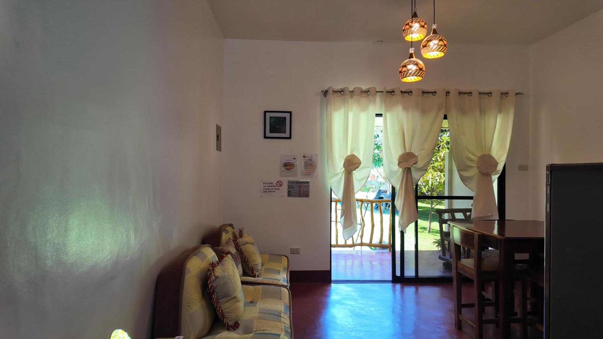 Tongatok Cliff Resort Mambajao Buitenkant foto
