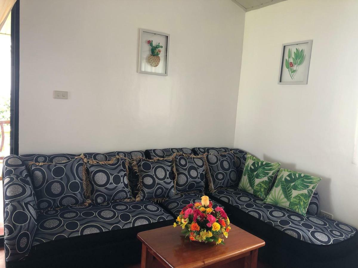 Tongatok Cliff Resort Mambajao Buitenkant foto